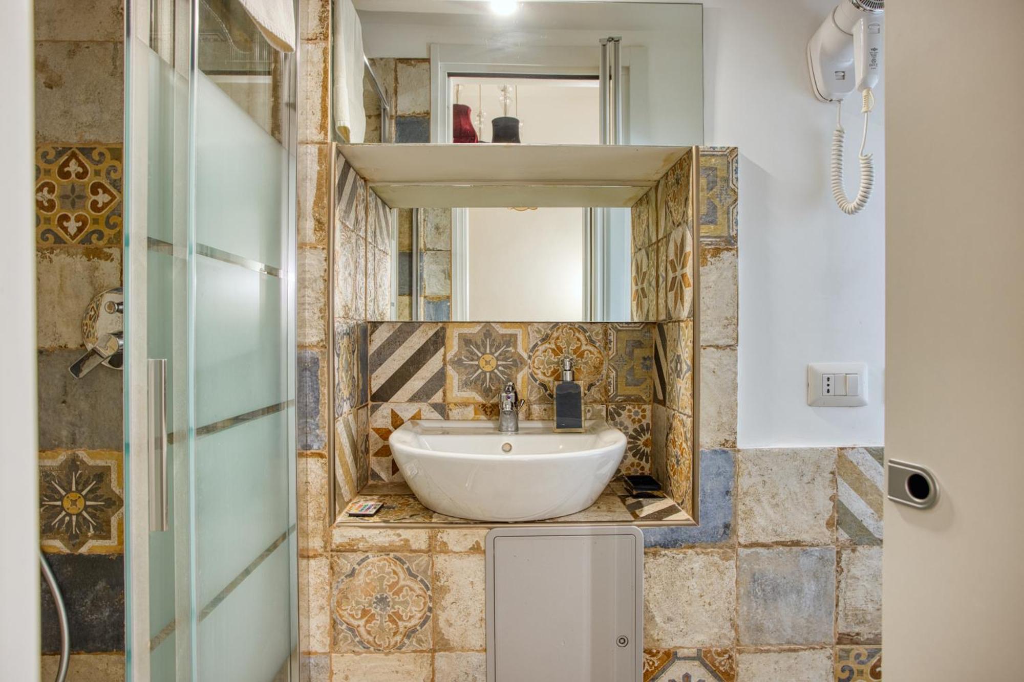 Mini Loft Capocci - Rione Monti * Rom